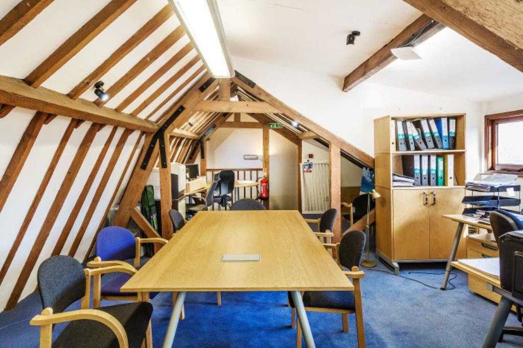 Lot: 44 - FORMER WATER MILL CURRENTLY USED AS OPEN PLAN OFFICE WITH PLANNING FOR RESIDENTIAL CONVERSION - Office